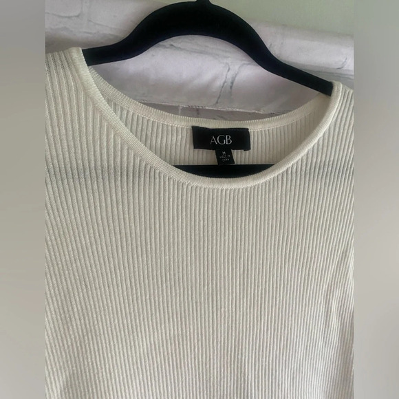 5/$20 Women’s‎ AGB Ribbed Long Sweater Zip Pocket Medium - Picture 3 of 7